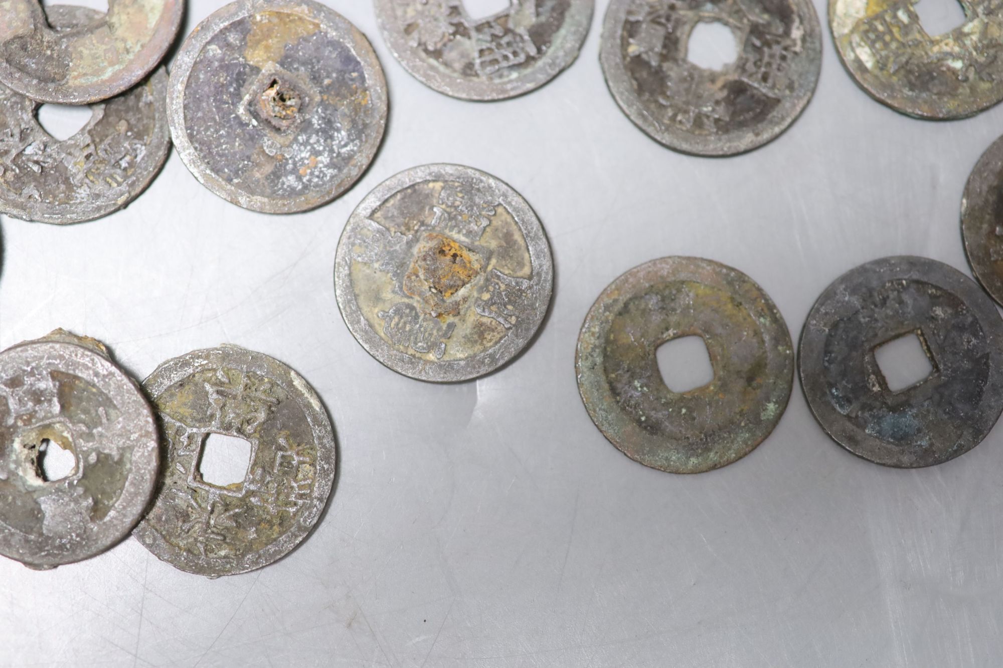 Chinese coins, Ming dynasty, mostly Yongle tongbao (1408-1424)